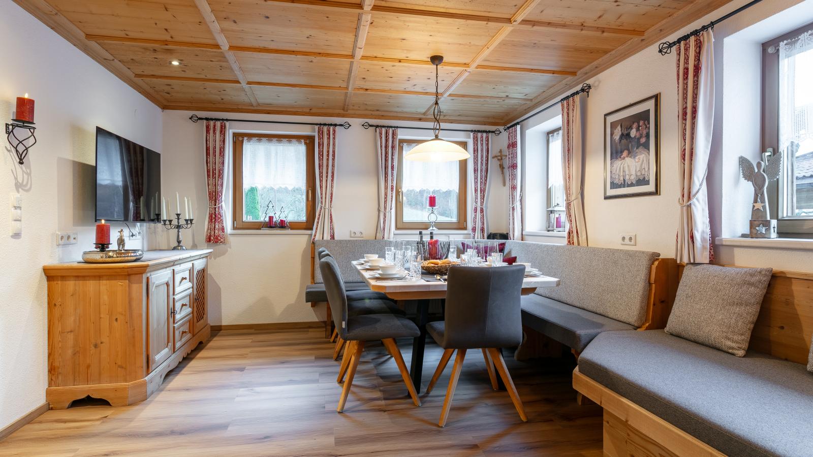 Rosalie-Lorena-Eetkamer