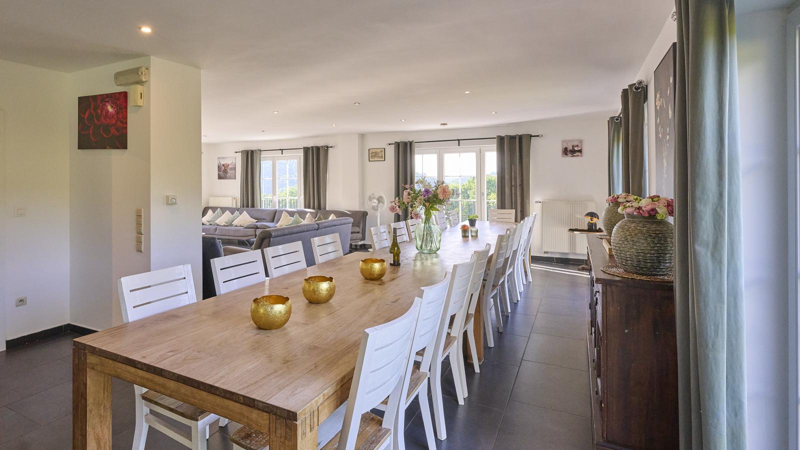 Sur les Thiers-Esszimmer