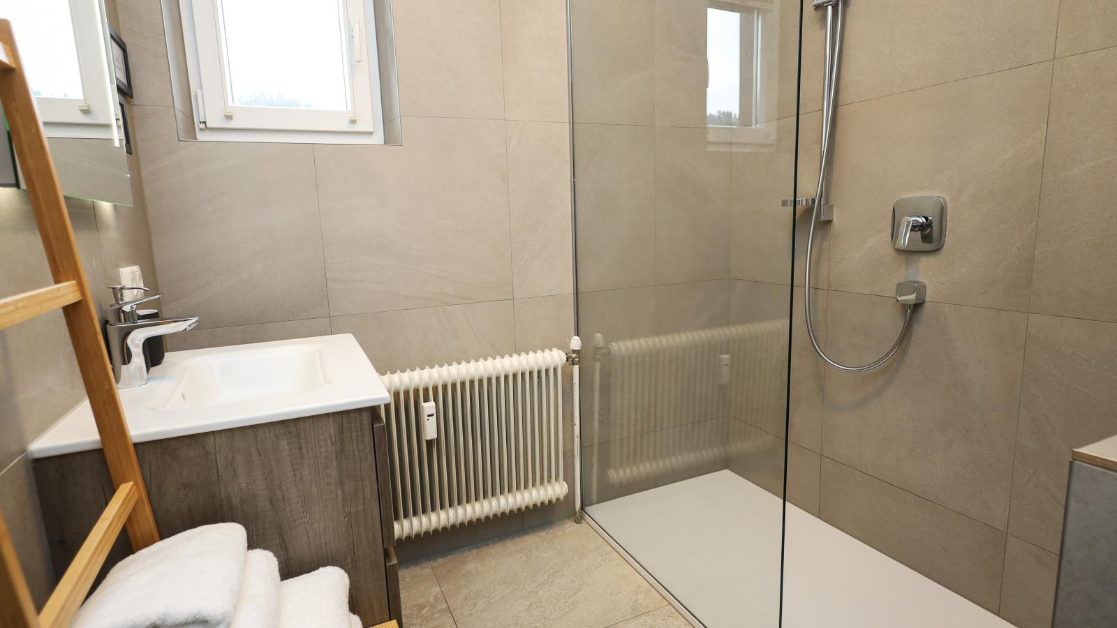 Tirola Platzl-Bathroom