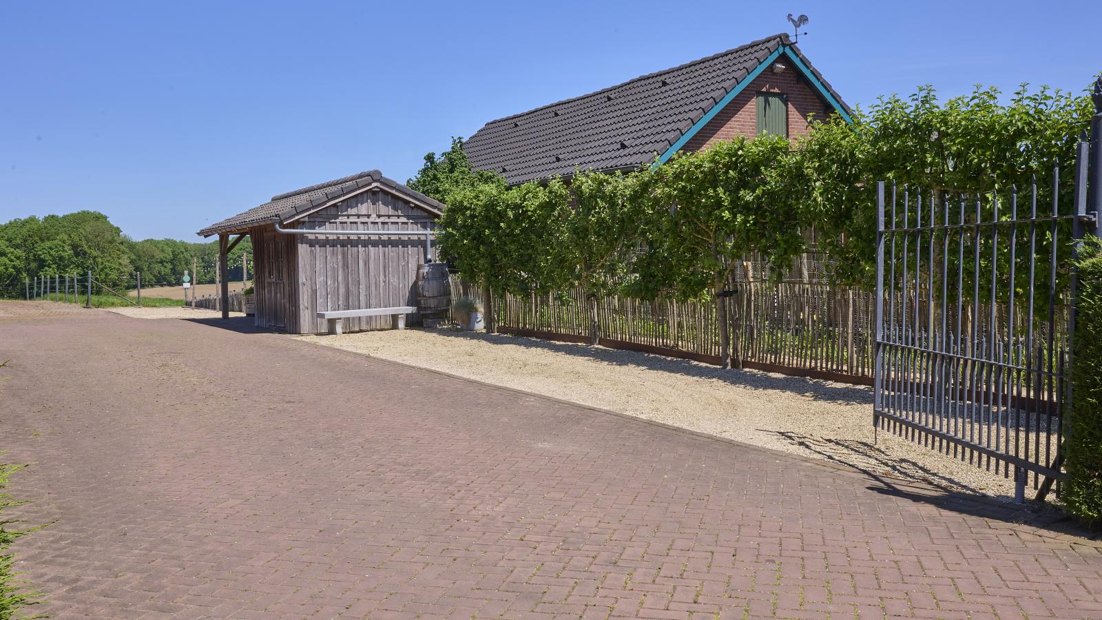 Logeren bij Laura - Uitzicht zomer