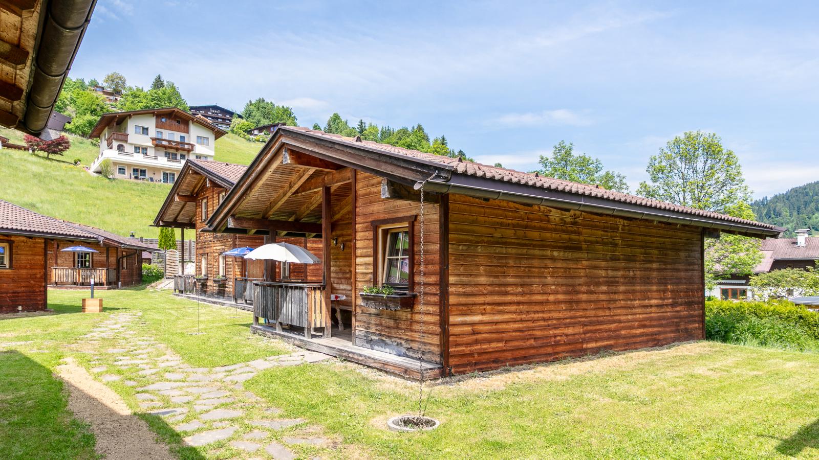 Uriges Chalet 7-Buitenkant zomer