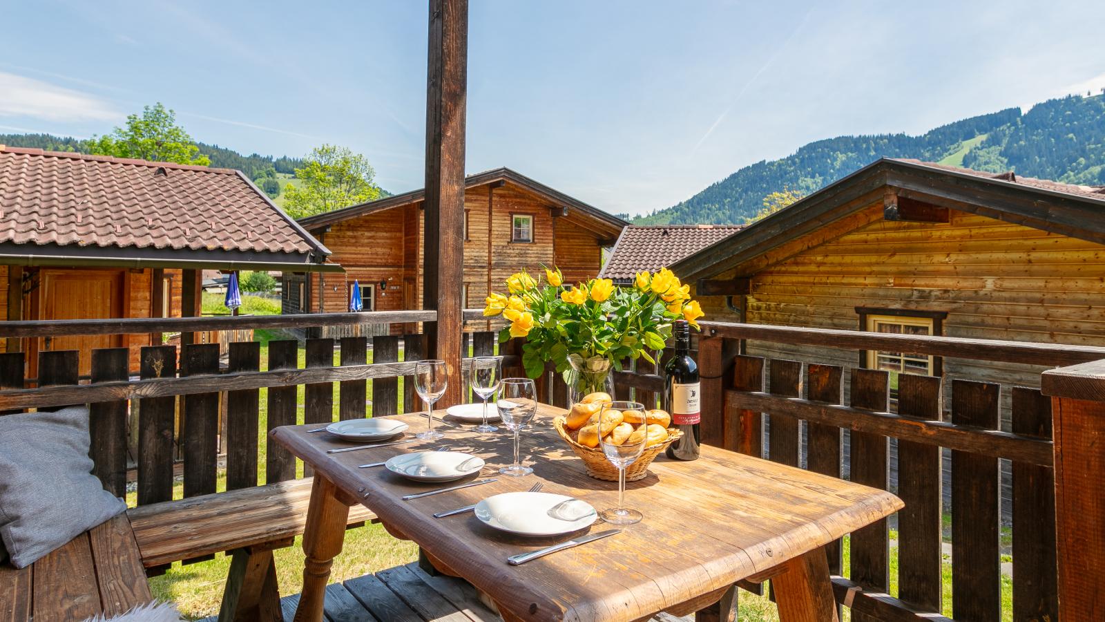 Urige Doppelhaushälften 1 und 2-Terrasbalkon