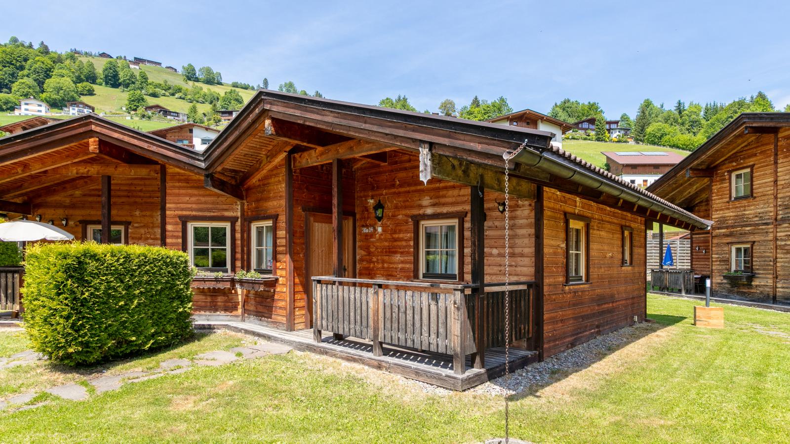 Uriges Chalet 14-Buitenkant zomer
