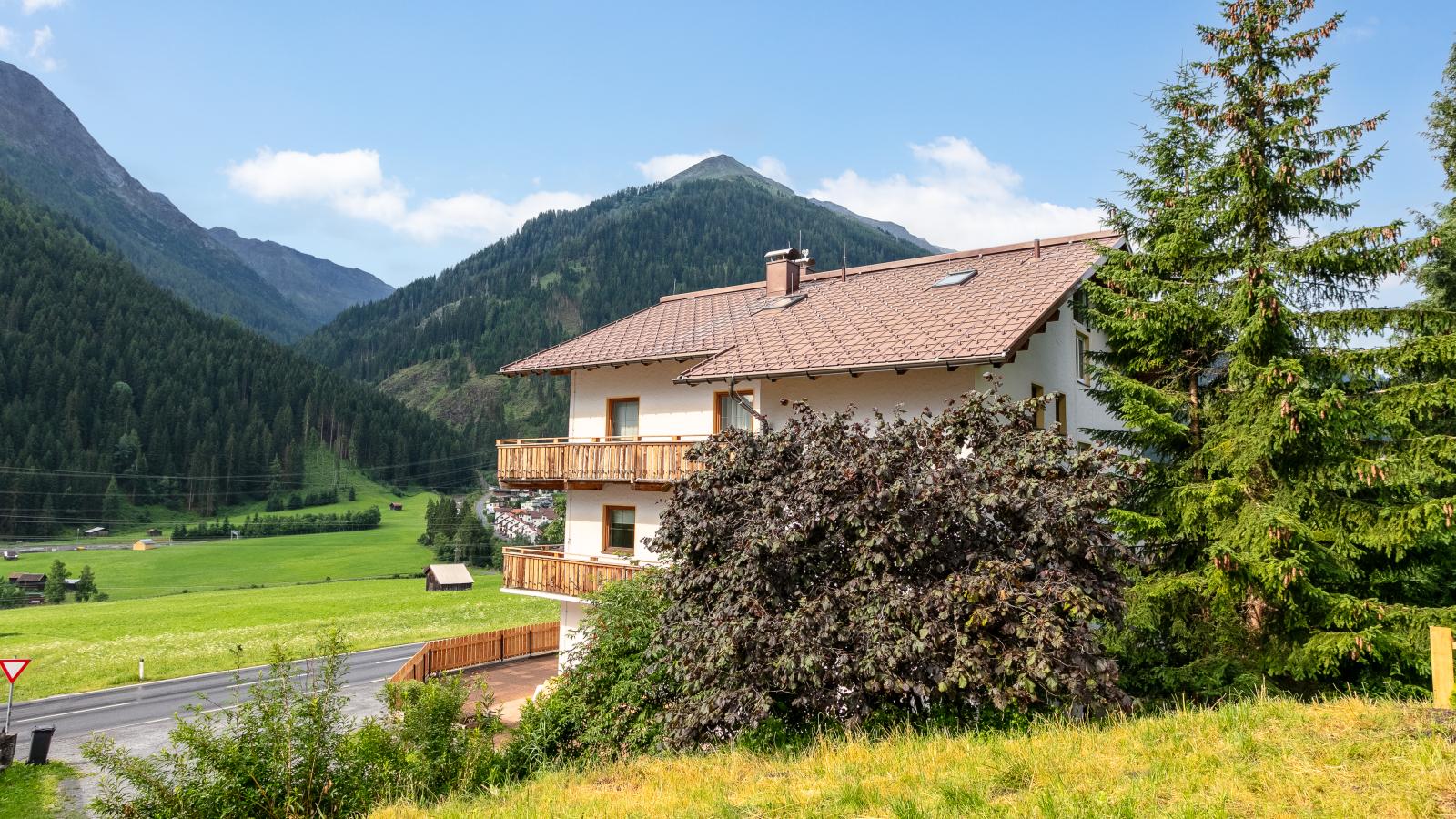 Arlberg-Buitenkant zomer