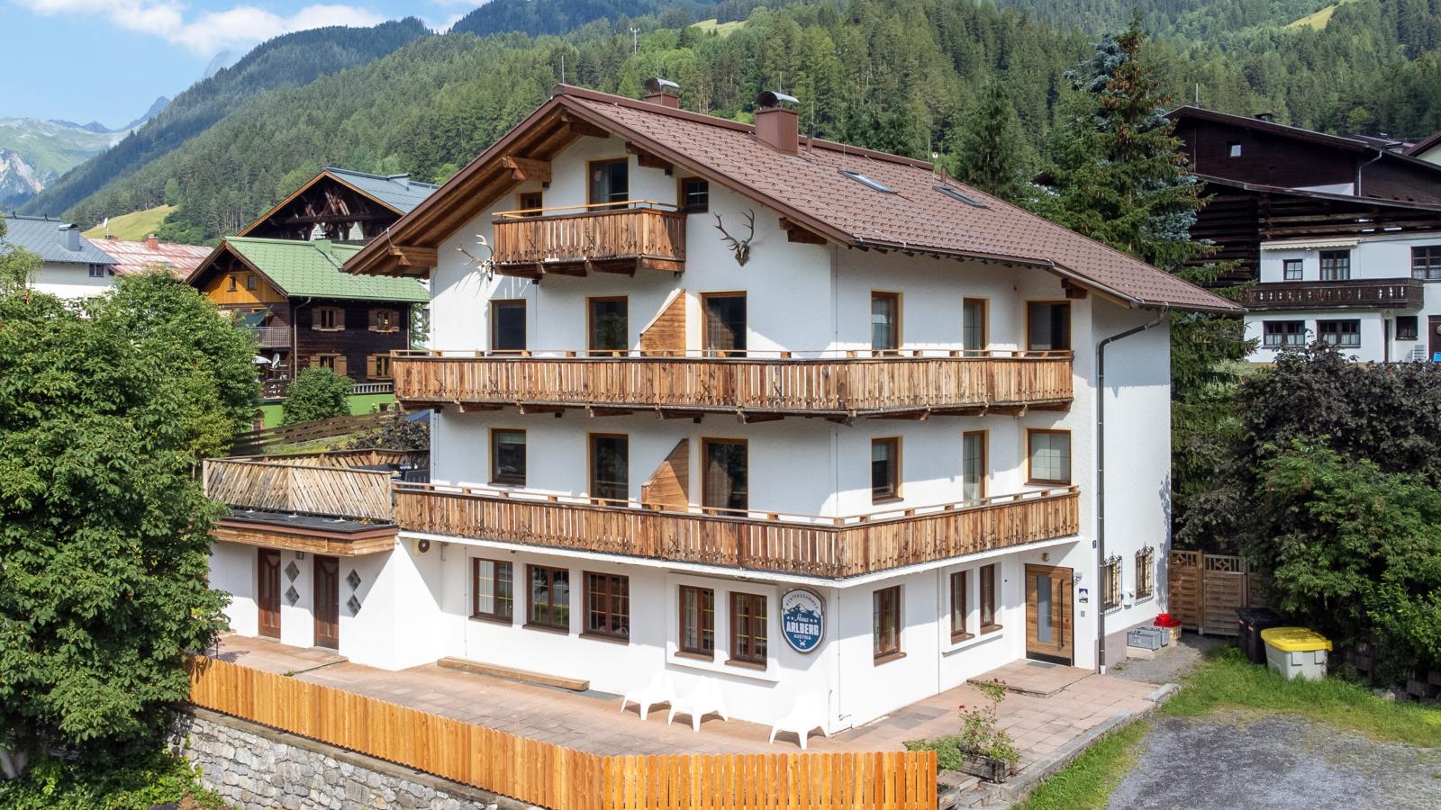 Arlberg-Buitenkant zomer