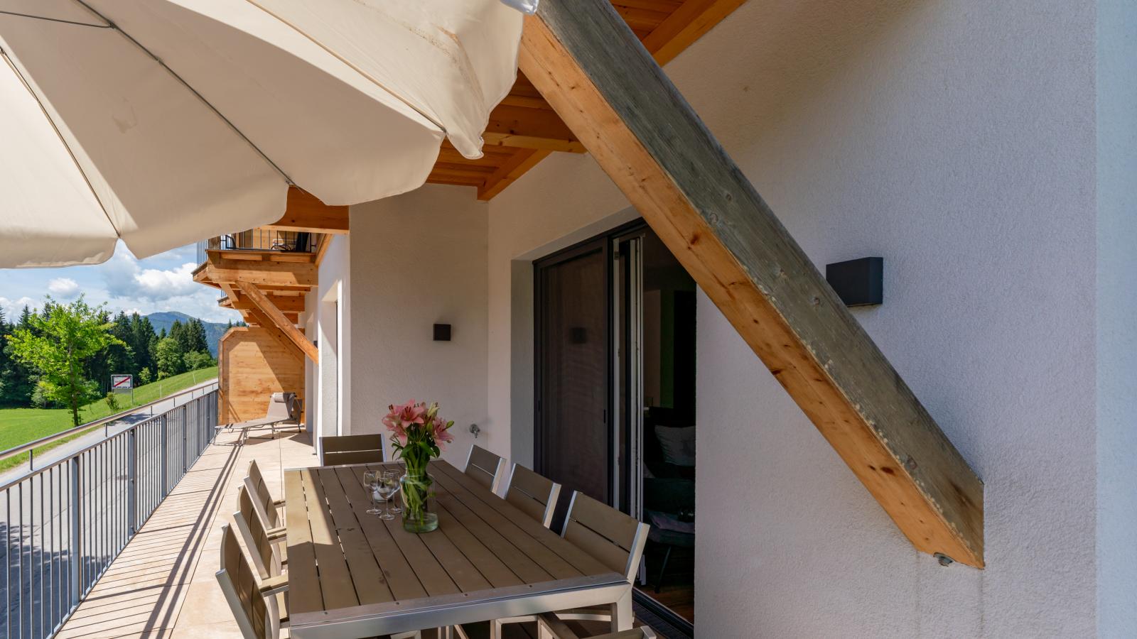 Werfenblick und Bergblick - Terrasse / balcon