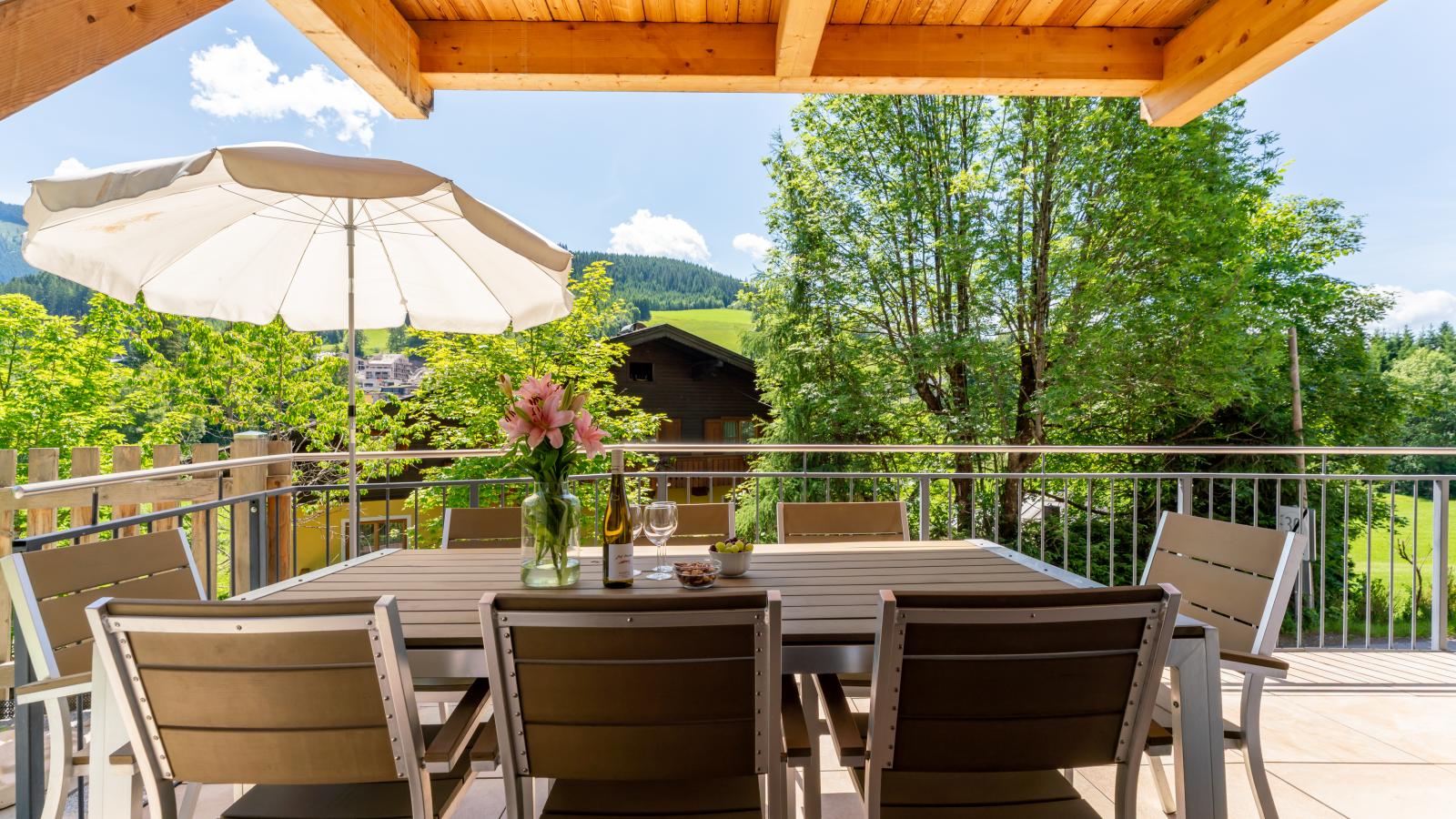 Werfenblick und Bergblick - Terrasse / balcon