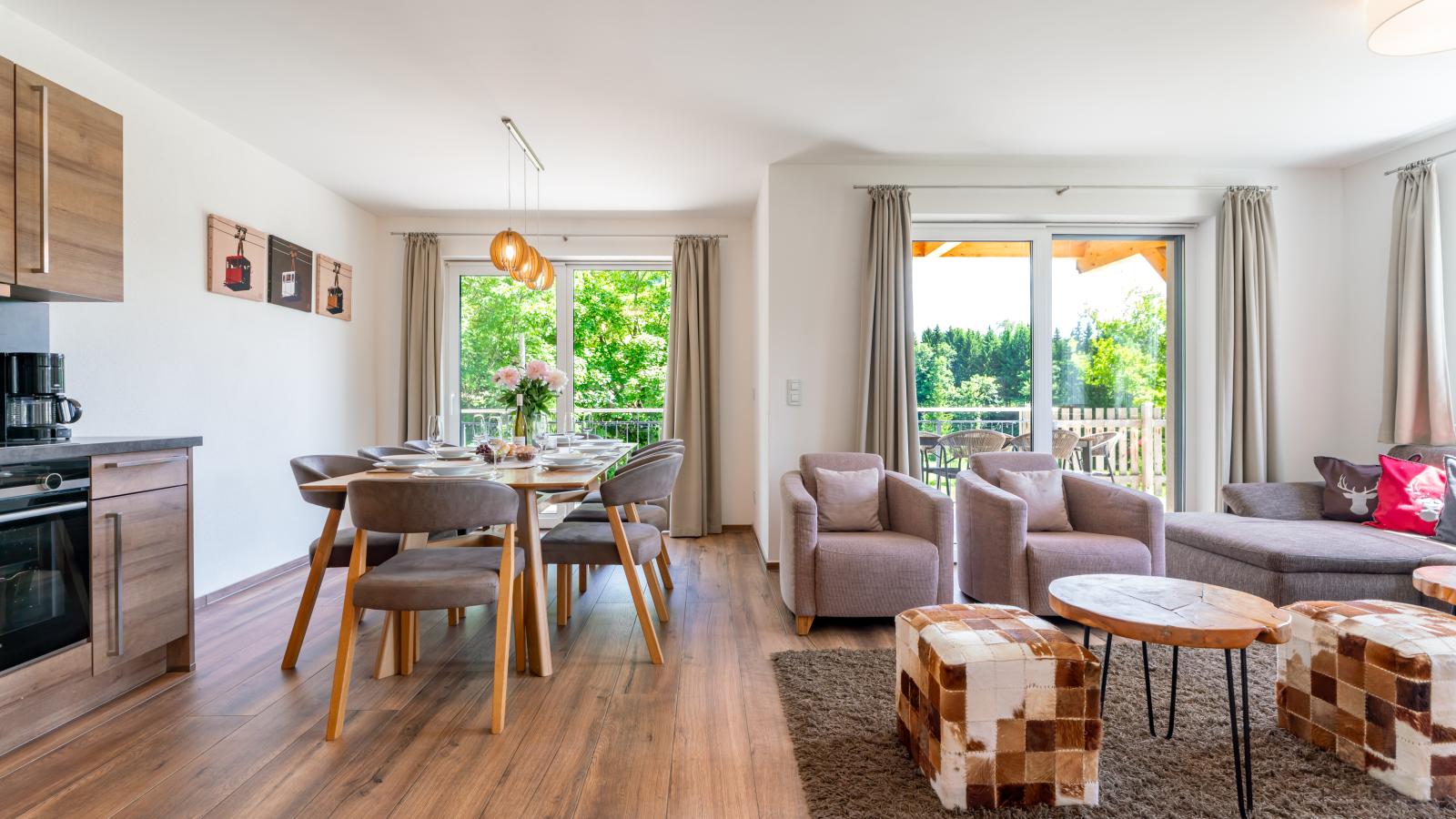 Werfenblick und Bergblick - Salon
