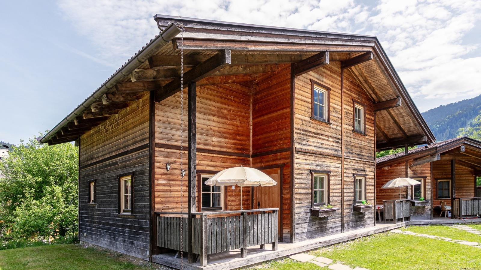 Urige Doppelhaushälfte 8-Exterior summer