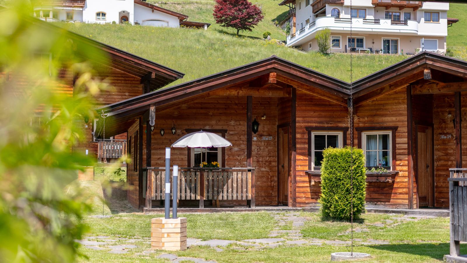 Urige Chalets 14 und 17-Buitenkant zomer