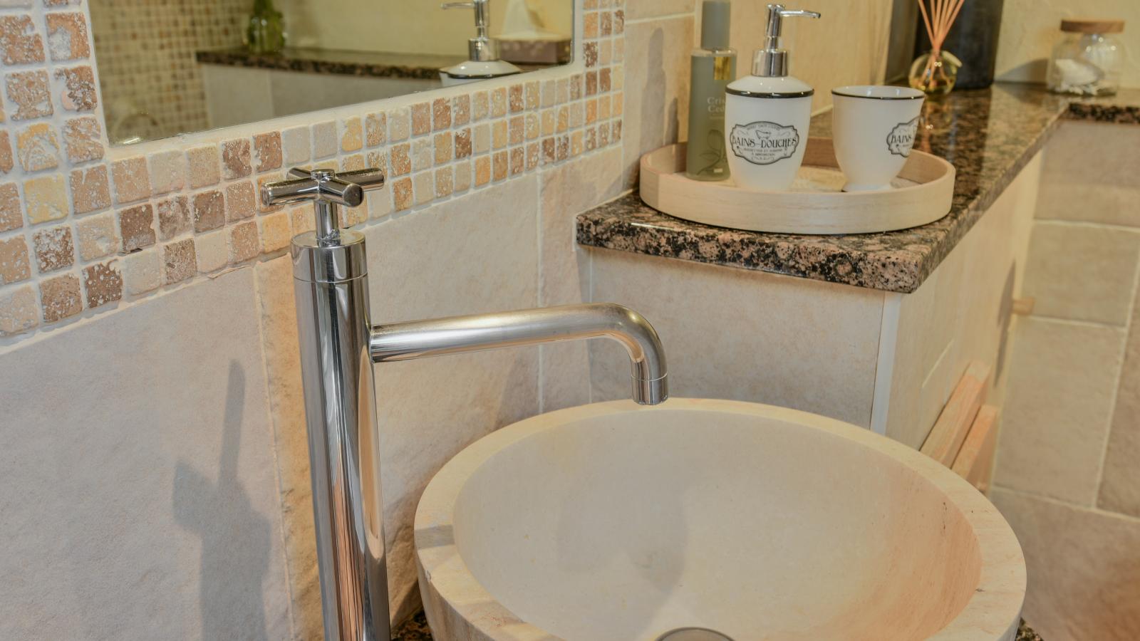 Les Roches de Roquecor-Salle de bain