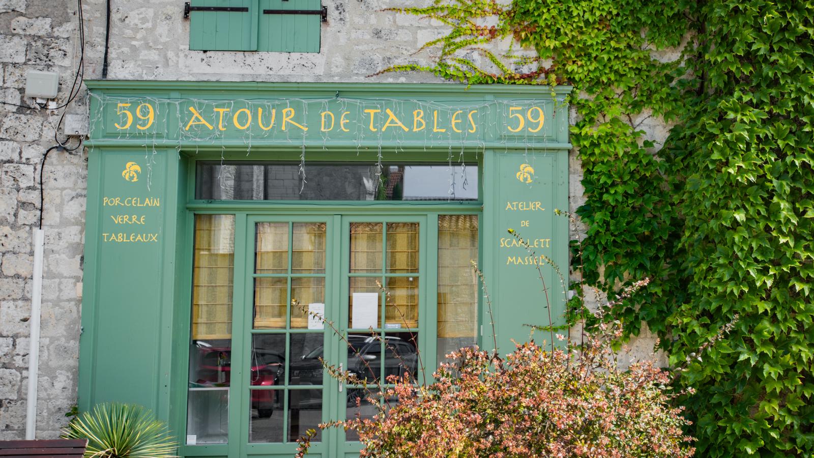 Les Roches de Roquecor-Zones d'été à 1 km