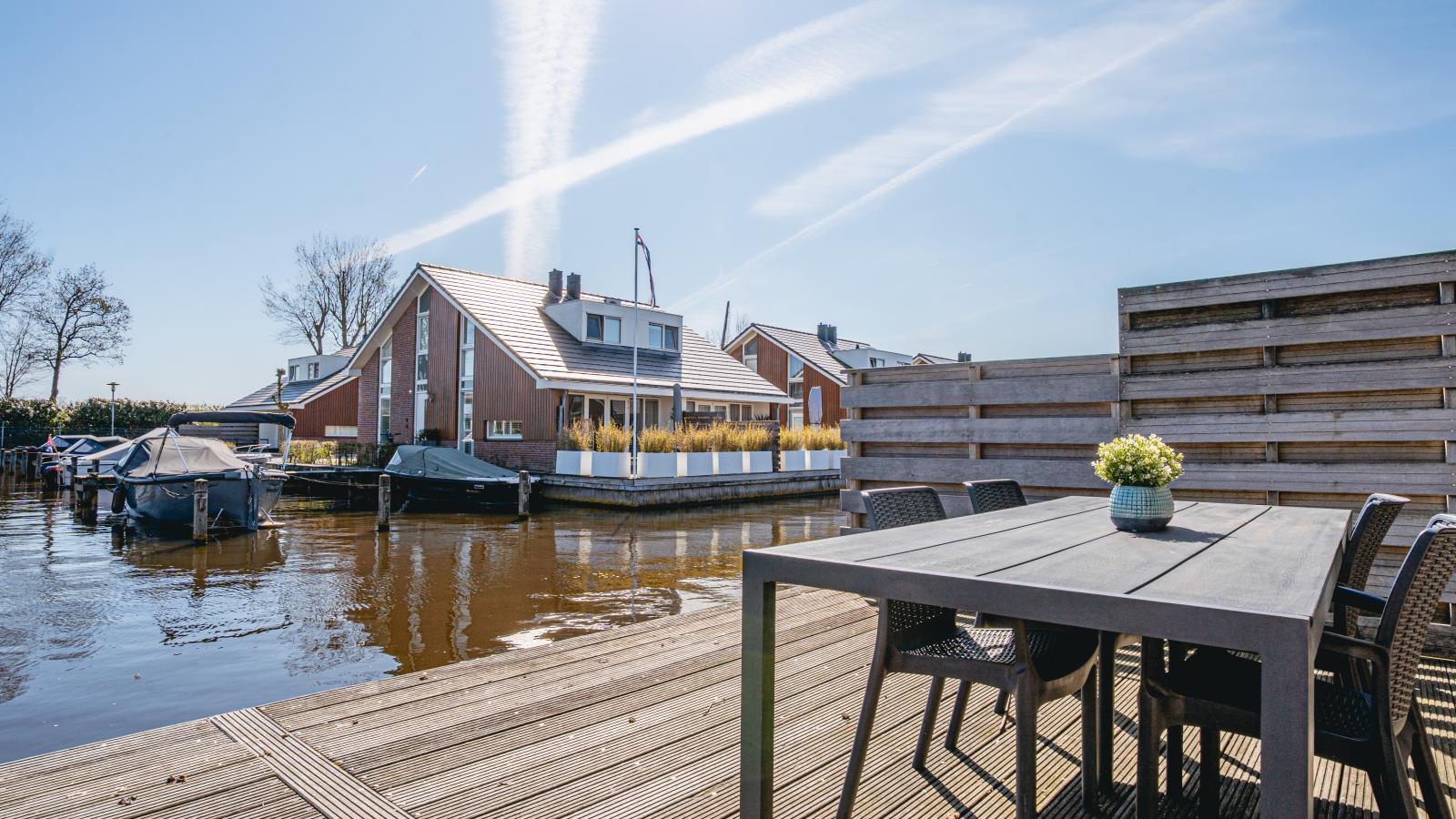 Busch en Dam-Vue d'été