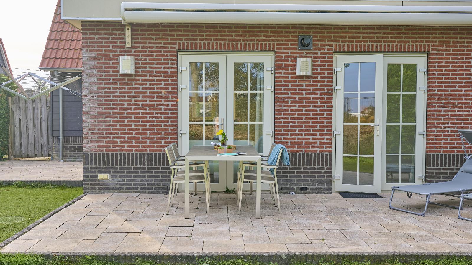 Villa Robinie-Terrasse/Balkon