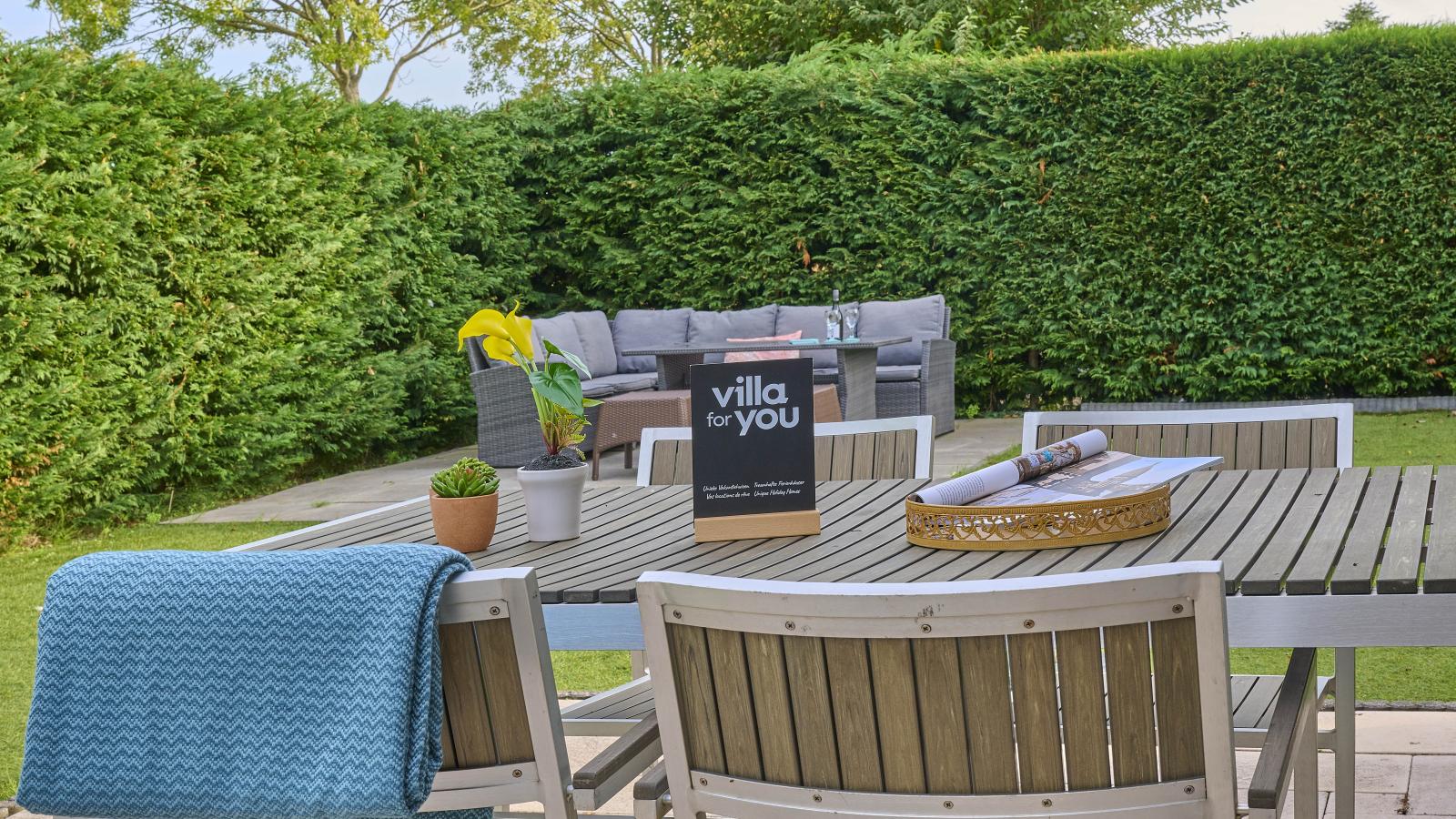 Villa Robinie-Terrasse/Balkon