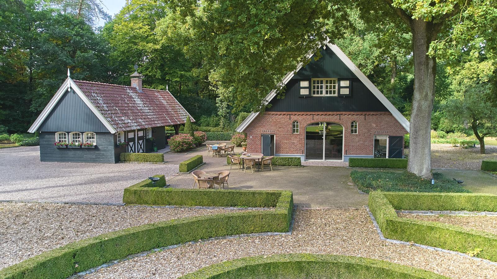 Erve Het Klaashuis-Garten Sommer
