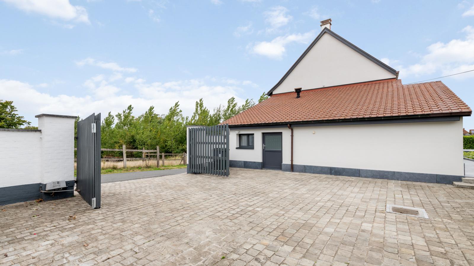 Landhuis Brakelbos-Buitenkant zomer