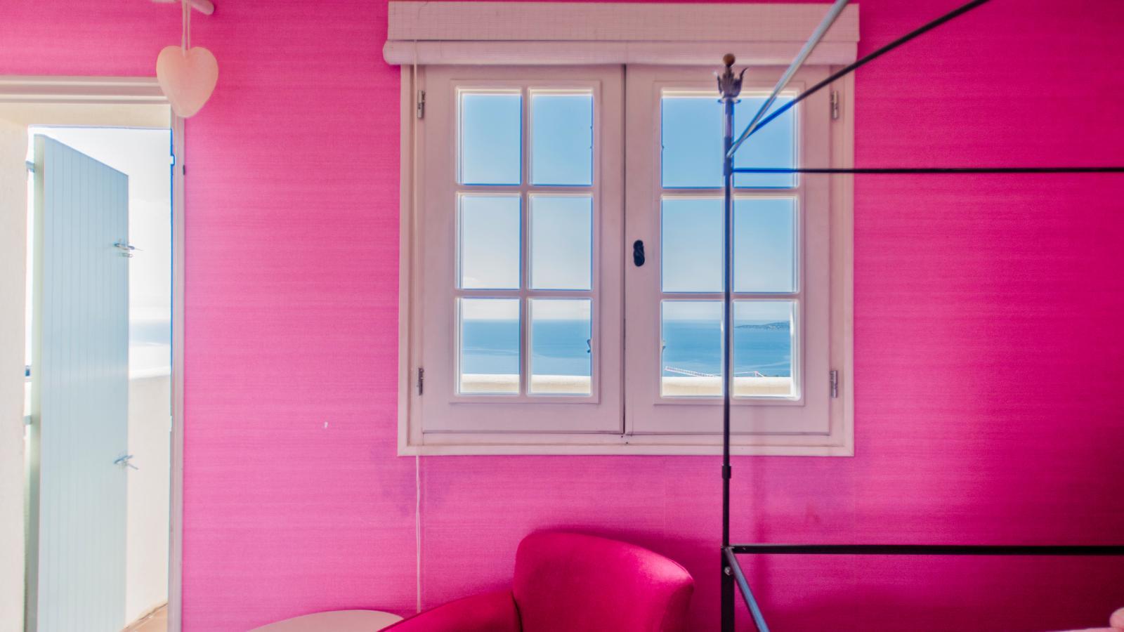 Lessix-Bedroom