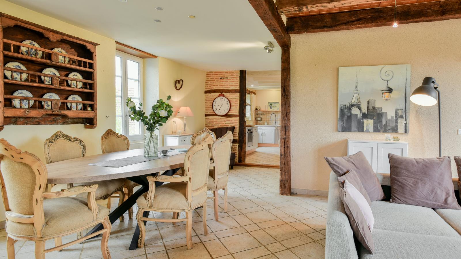 Orchidee-Dining room