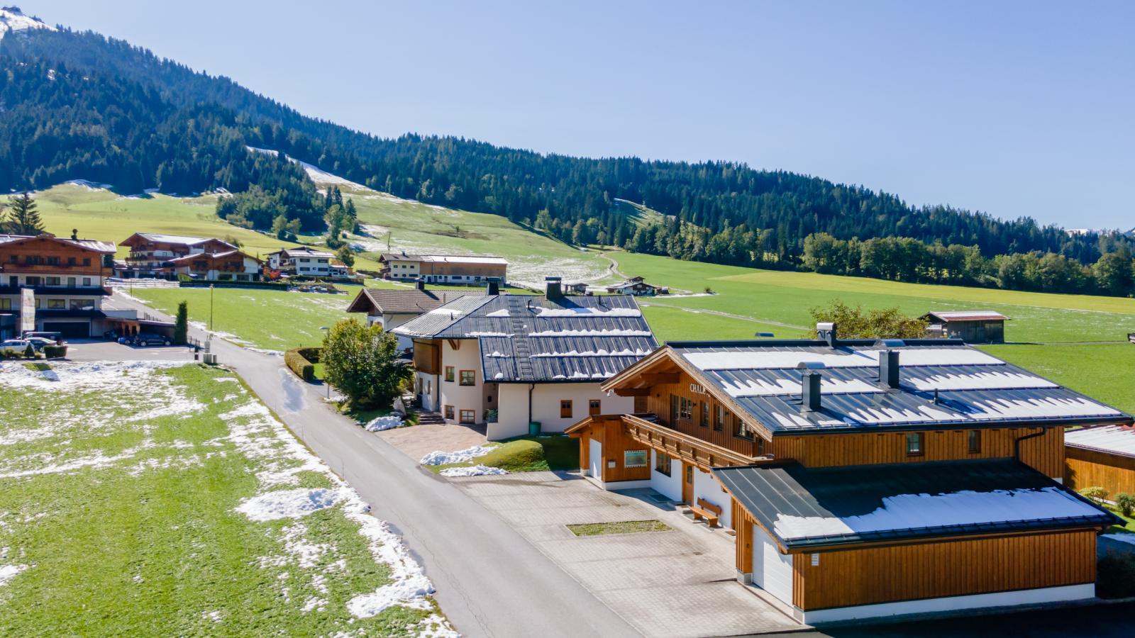 Maxima II - Ski in - Ski Out - Exterior in summer