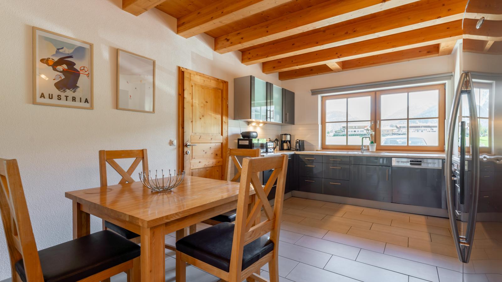 Maxima II - Ski in - Ski Out - Kitchen