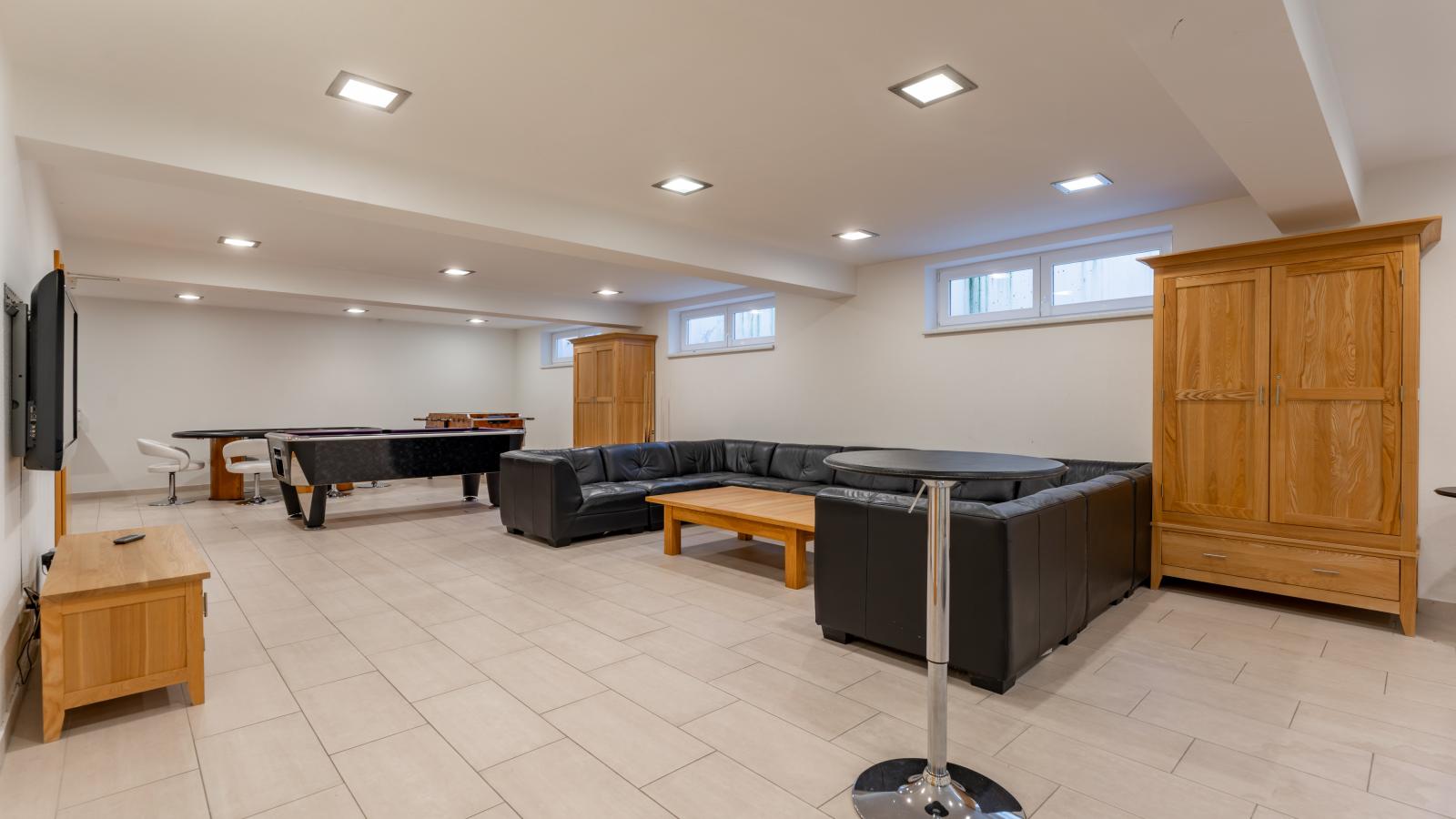 Maxima II - Ski in - Ski Out - Recreation room