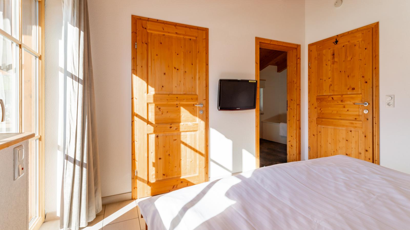 Maxima II - Ski in - Ski Out - Bedroom