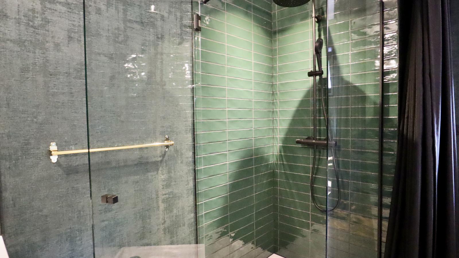 Loheré-Bathroom