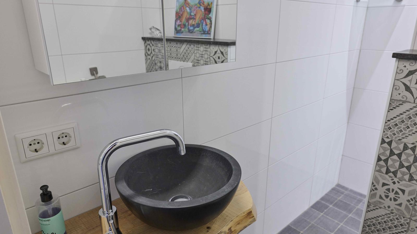 Bouwhoeve-Bathroom