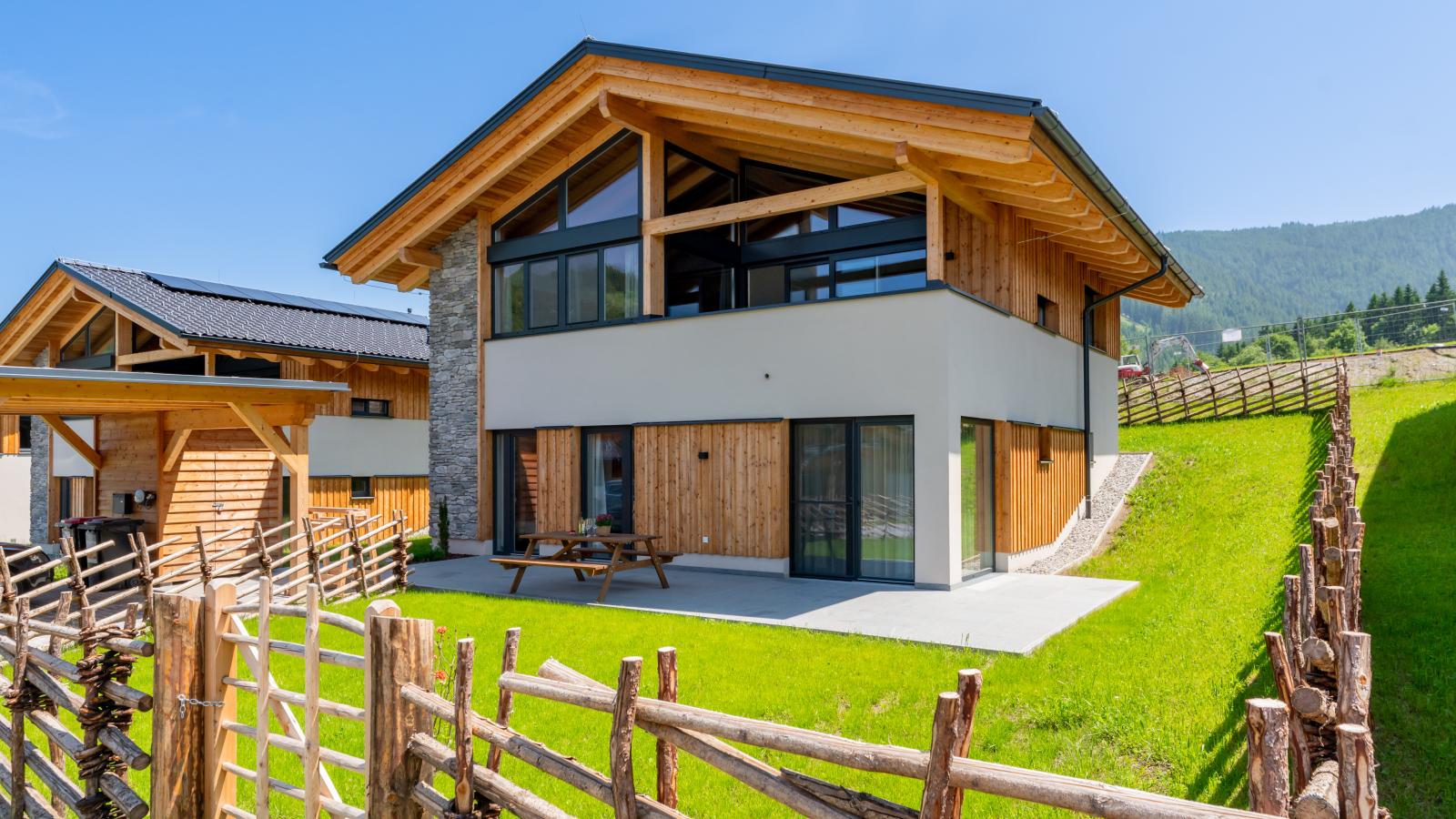 Grebenzen Lodge 53-Buitenkant zomer