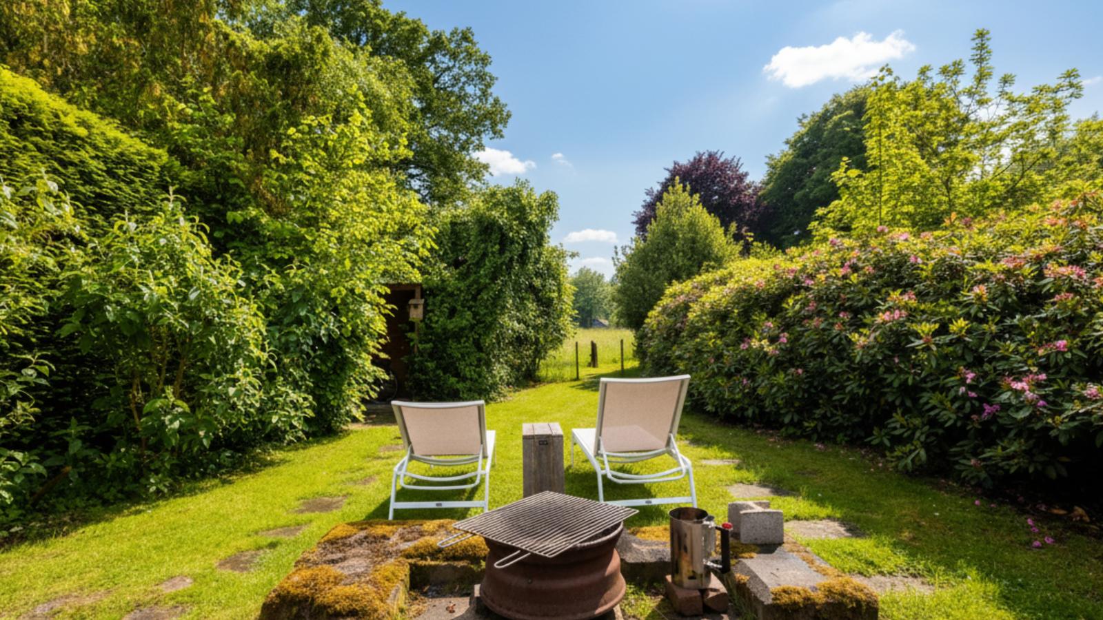Wellnesshuisje Kalheupink-Garten Sommer