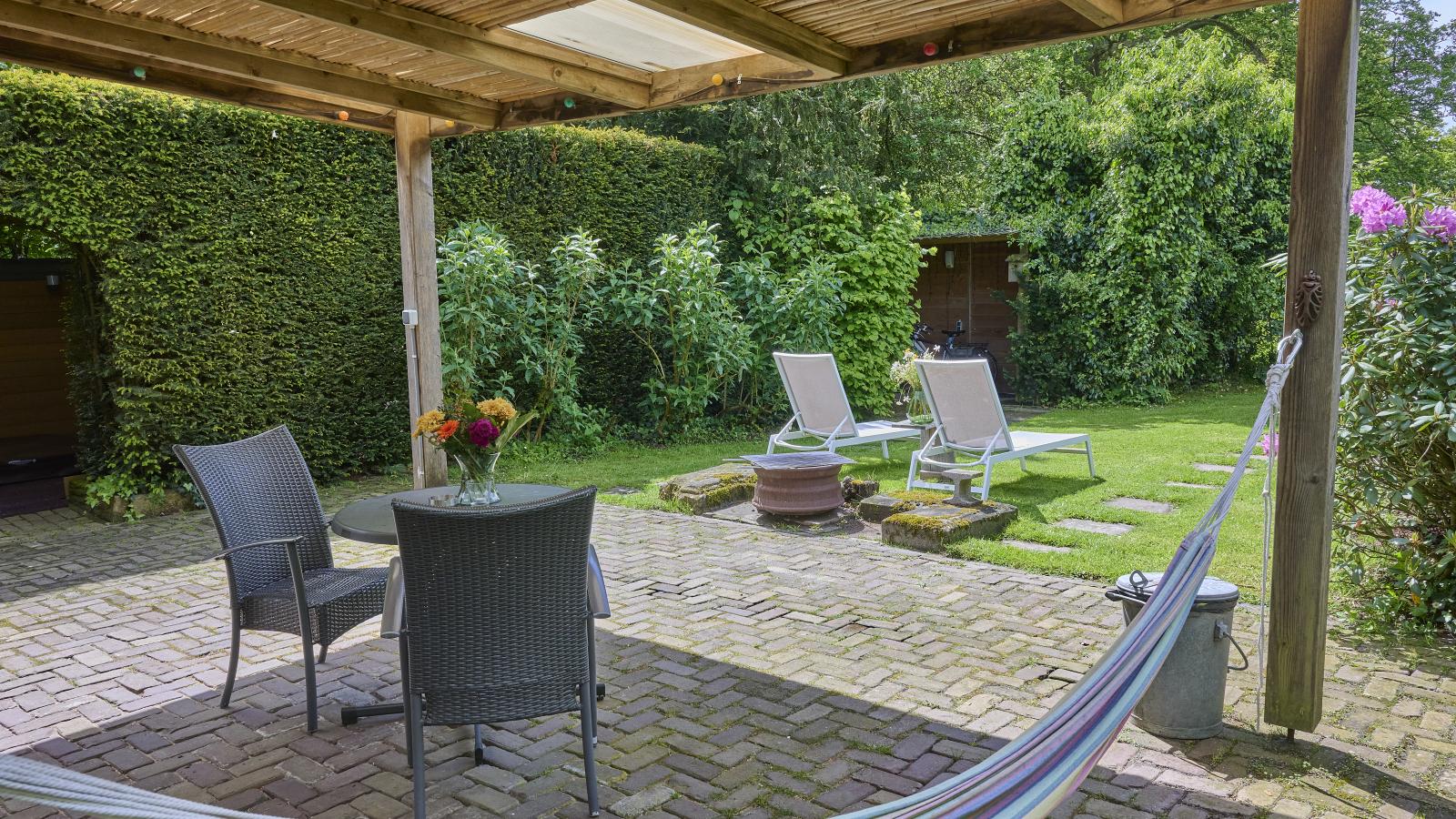 Wellnesshuisje Kalheupink - Terrasbalkon