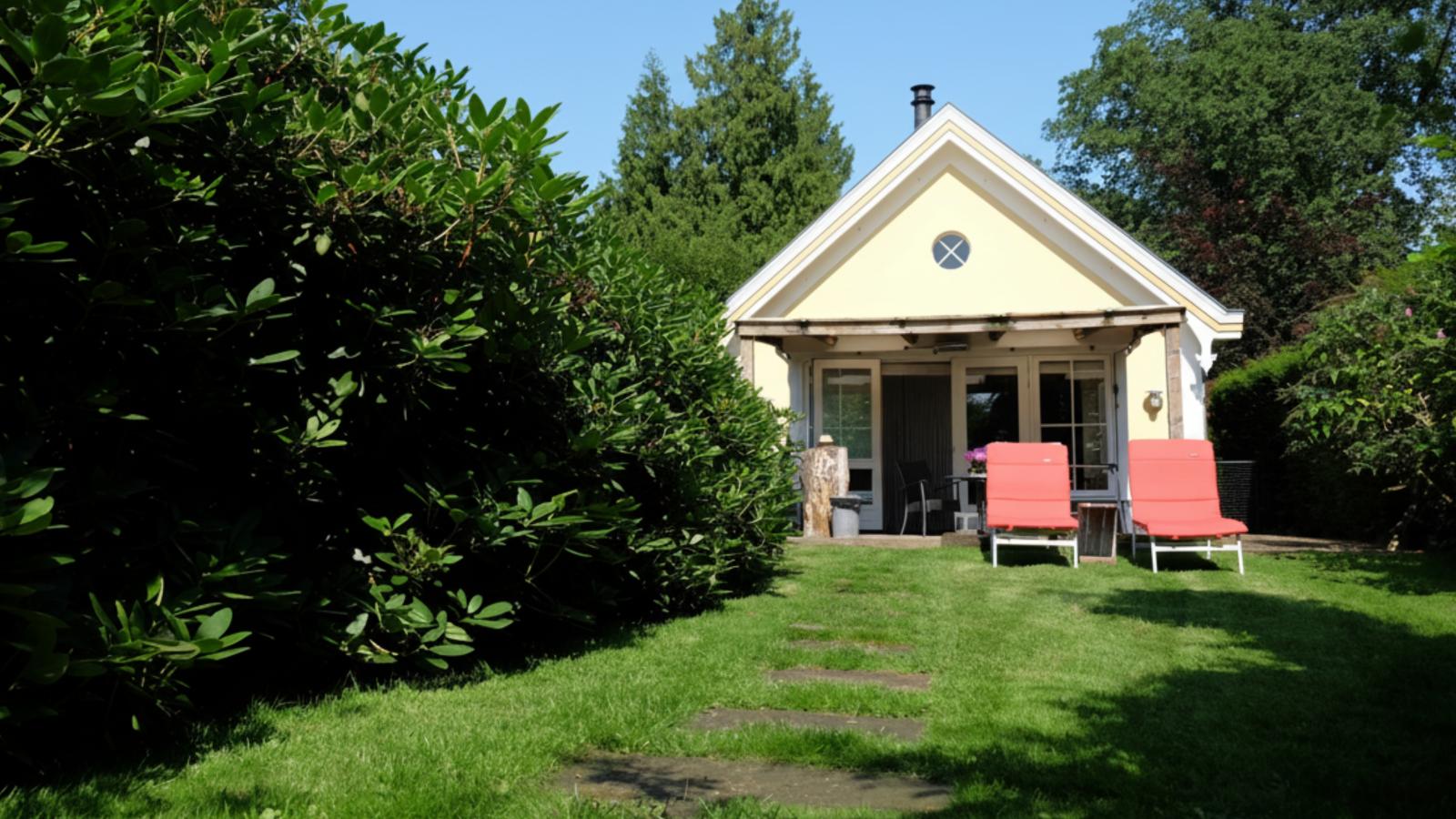 Wellnesshuisje Kalheupink-Außenbereich Sommer