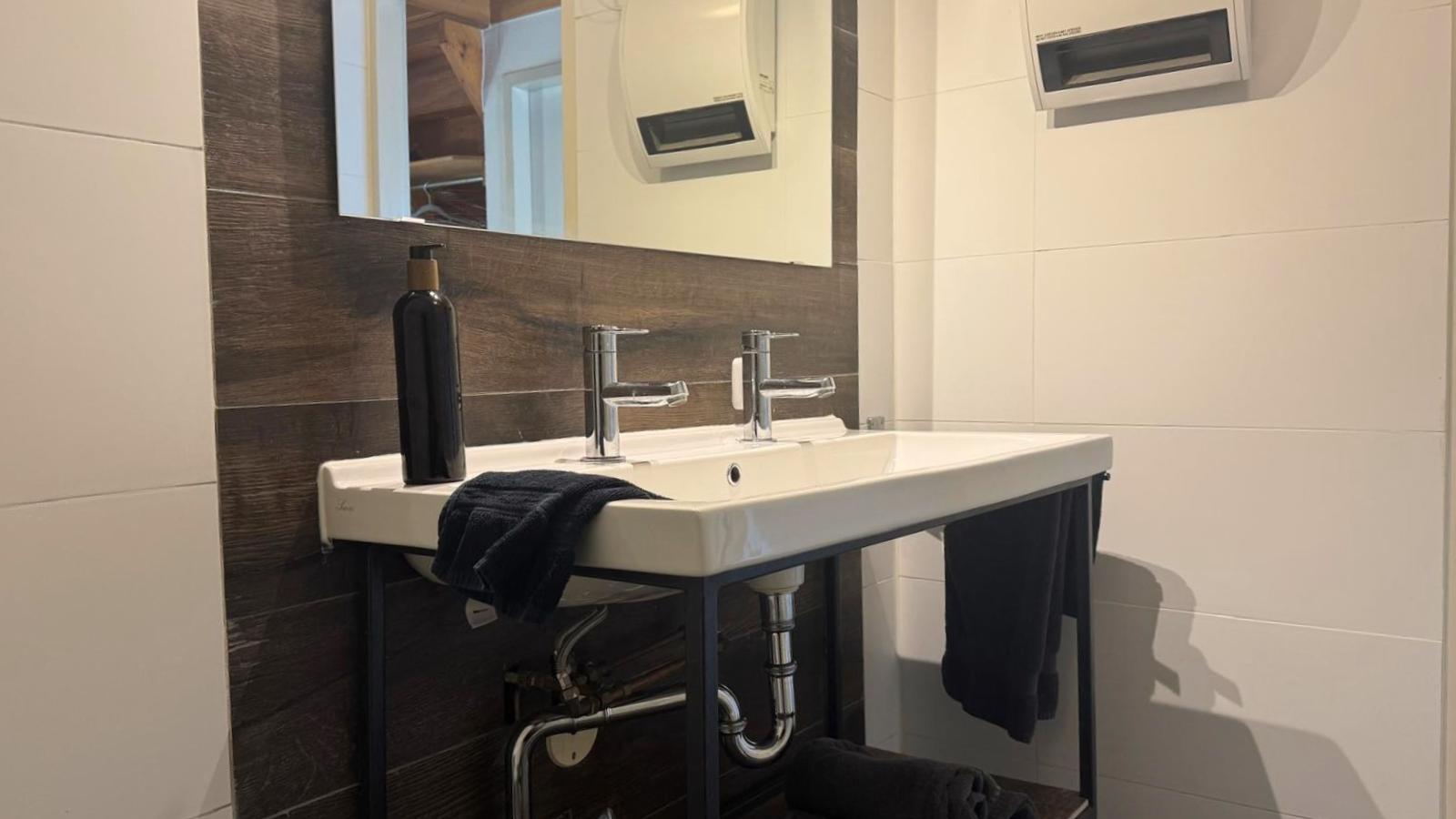 Mali-Bathroom