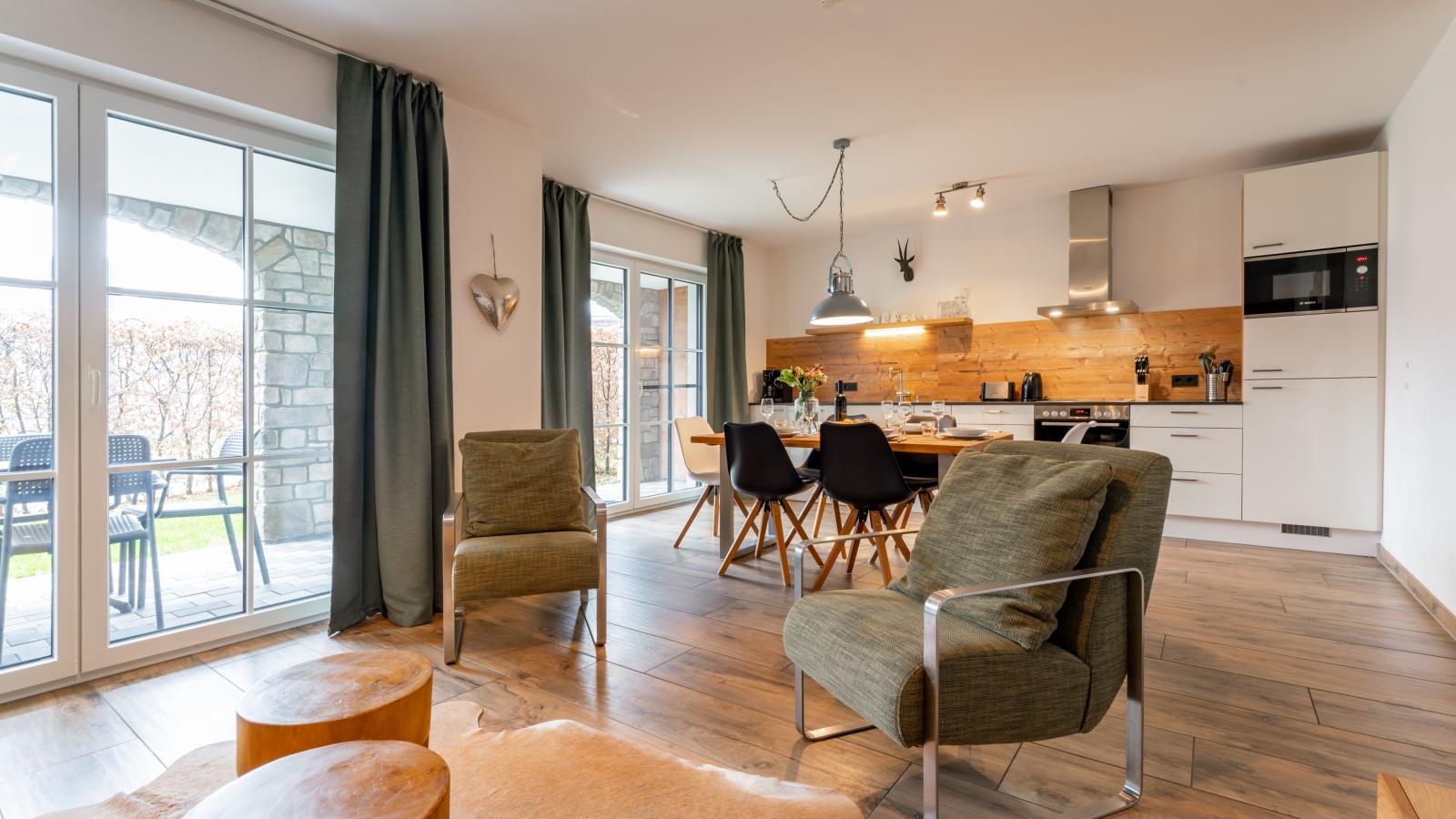 Tauern Suites Mitterwirt TOP 202-Woonkamer