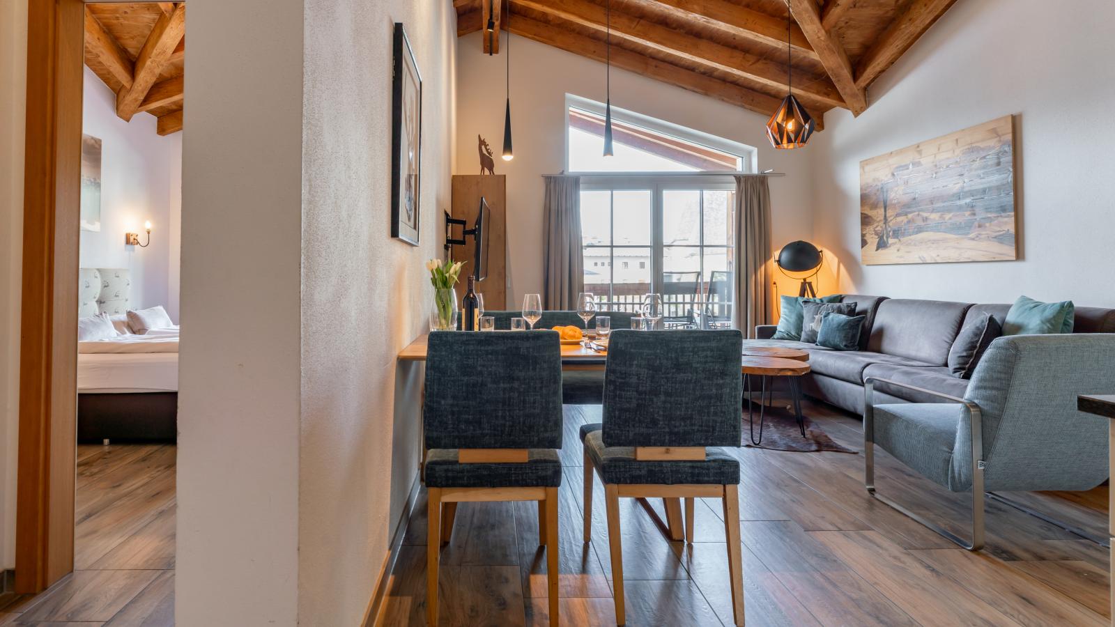 Tauern Suites Mitterwirt TOP 323-Woonkamer