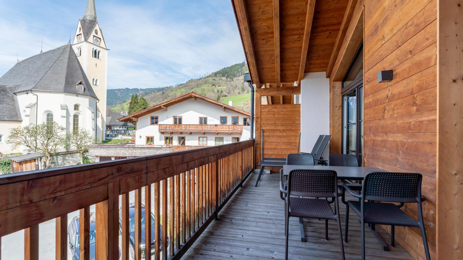 Tauern Suites Mitterwirt TOP 323-Terrasbalkon