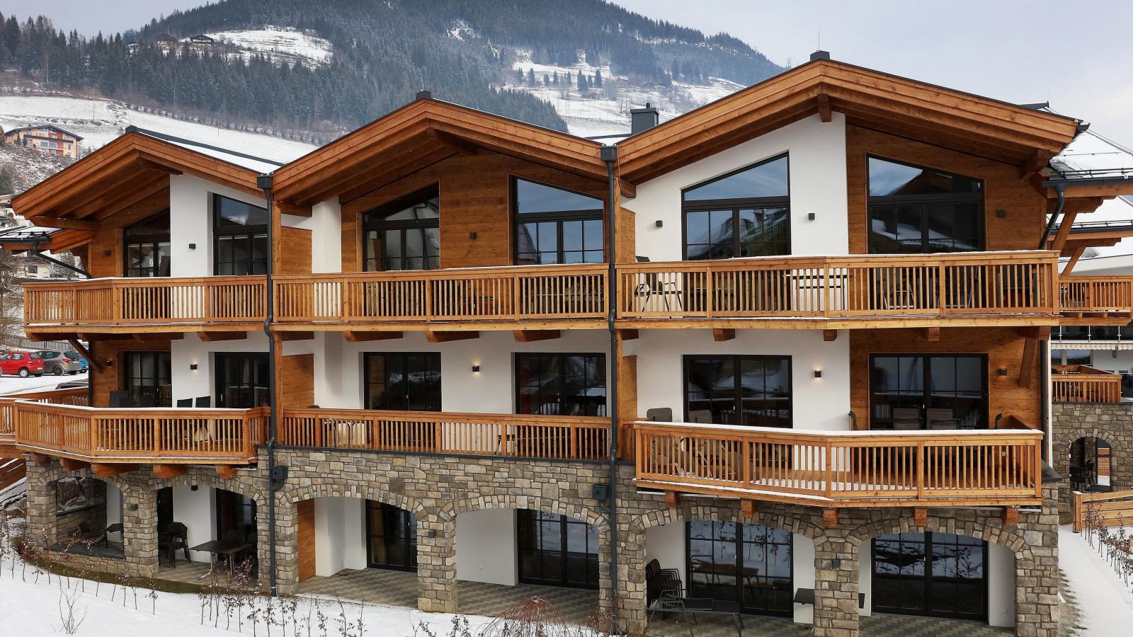 Tauern Suites Mitterwirt TOP 314-Exterior winter