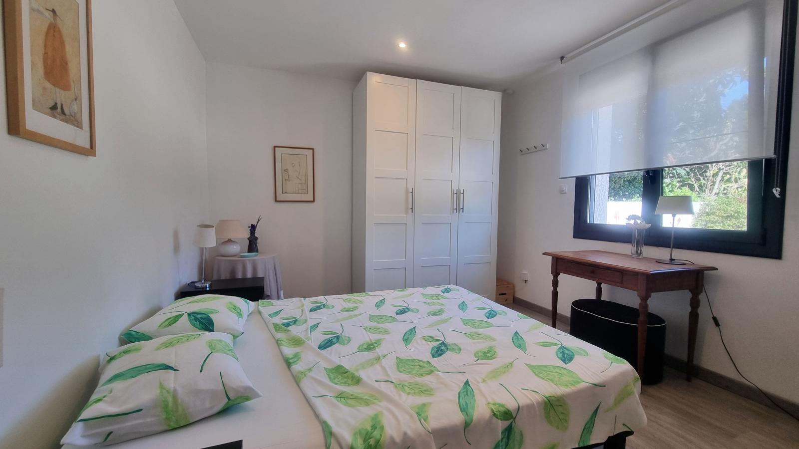 Parasar-Bedroom