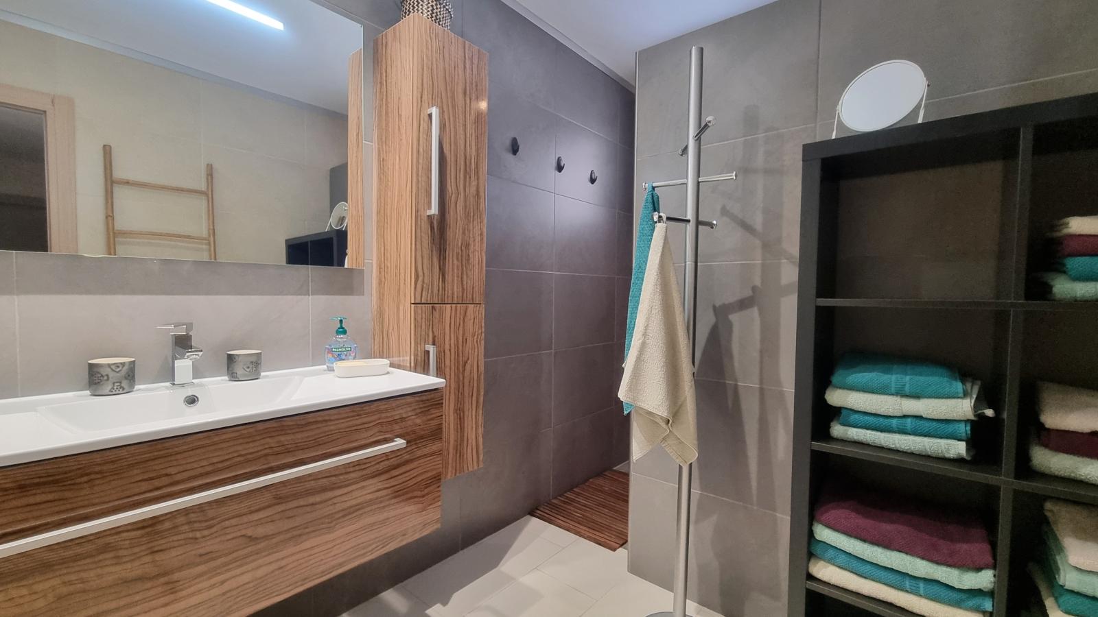 Parasar-Bathroom