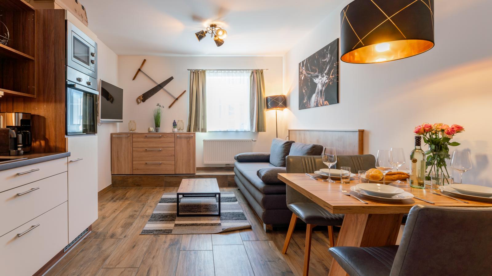 Tauern Suites Mitterwirt Granit 125-Eetkamer