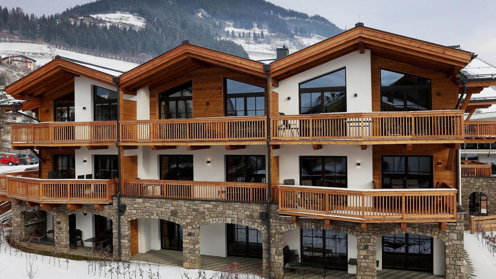 Tauern Suites Mitterwirt TOP 313-Exterior winter