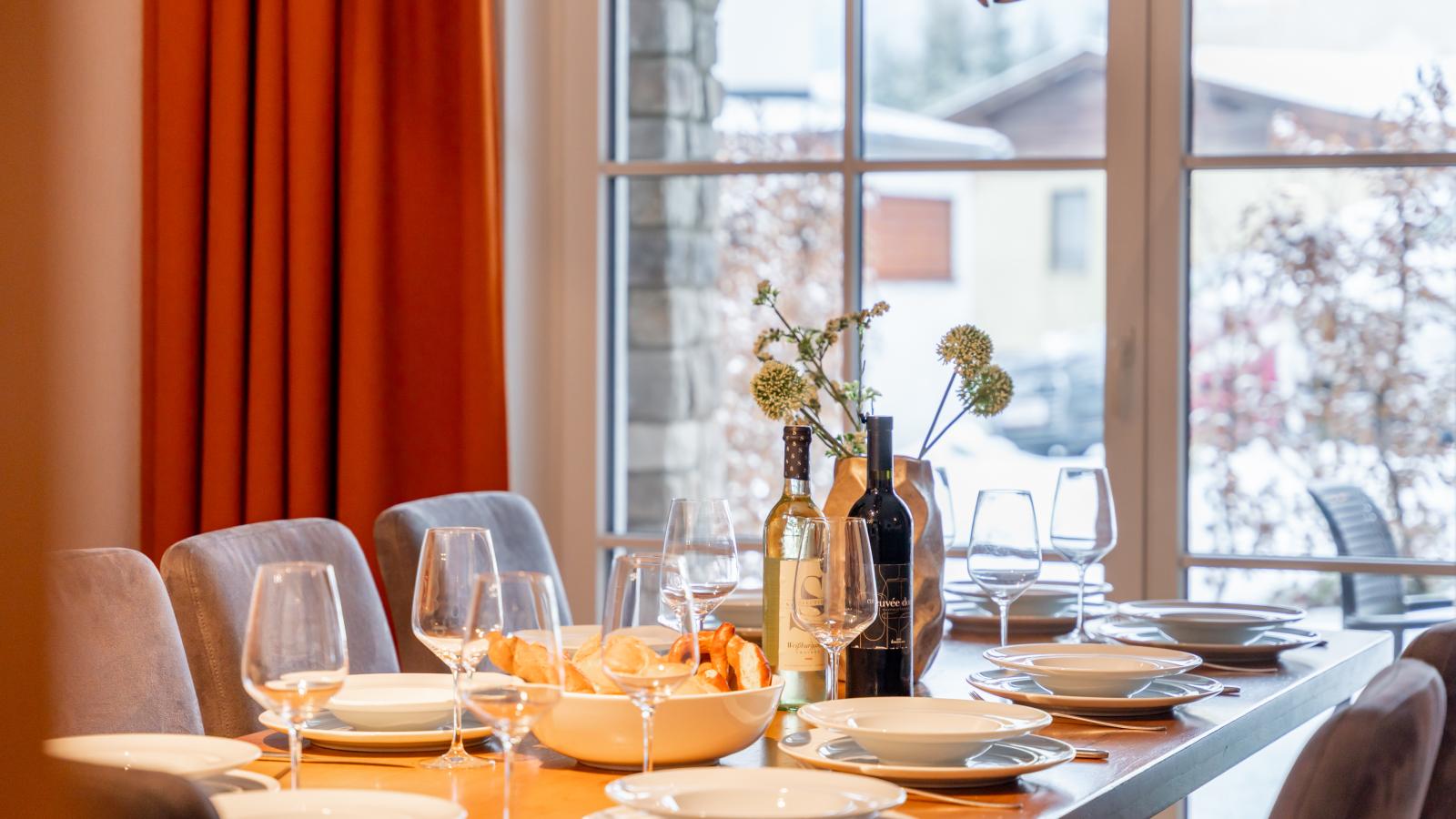 Tauern Suites Mitterwirt TOP 304-Eetkamer