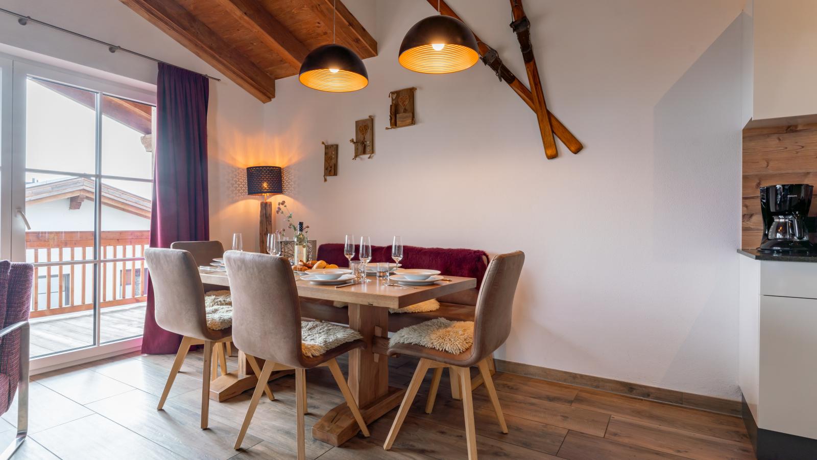 Tauern Suites Mitterwirt TOP 321-Dining room