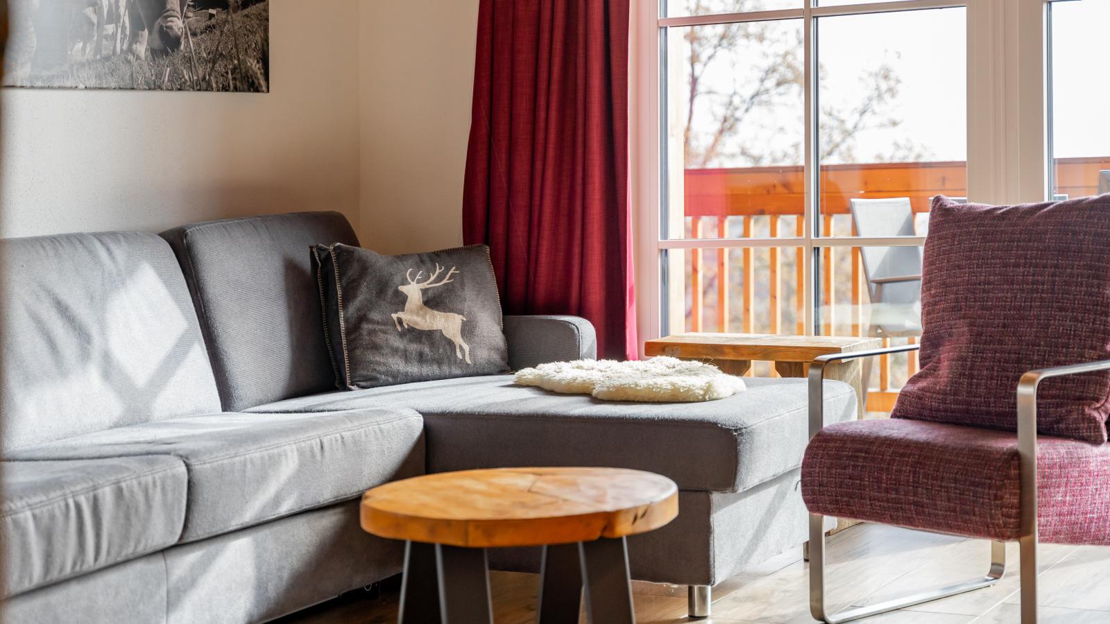 Tauern Suites Mitterwirt TOP 321-Living room