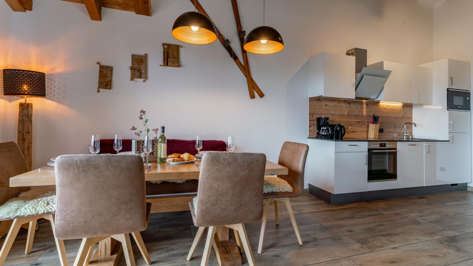 Tauern Suites Mitterwirt TOP 321-Dining room