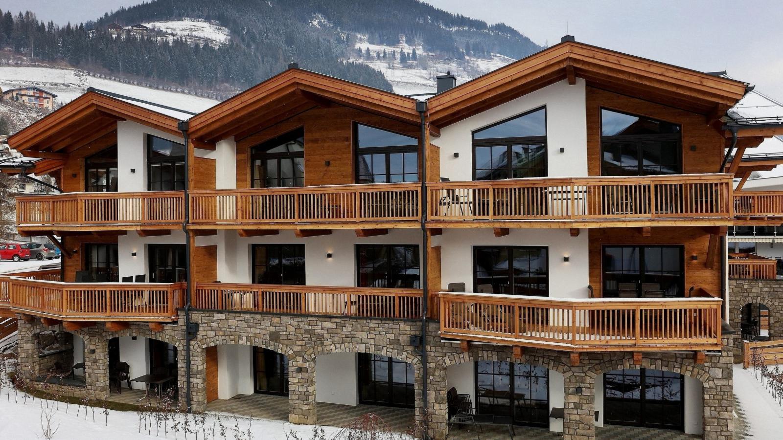 Tauern Suites Mitterwirt TOP 321-Exterior winter
