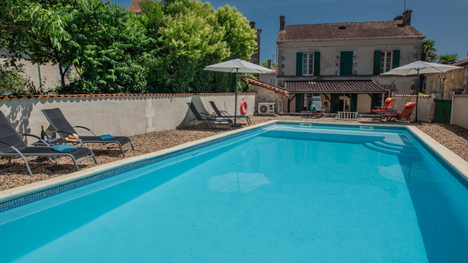 Gite Le Presbytère-Pool
