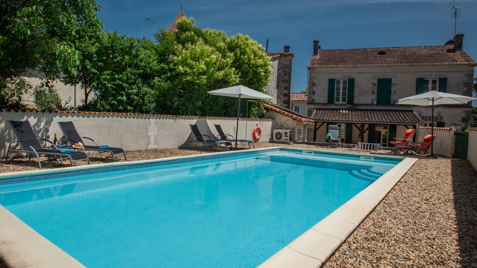Gite Le Presbytère-Pool