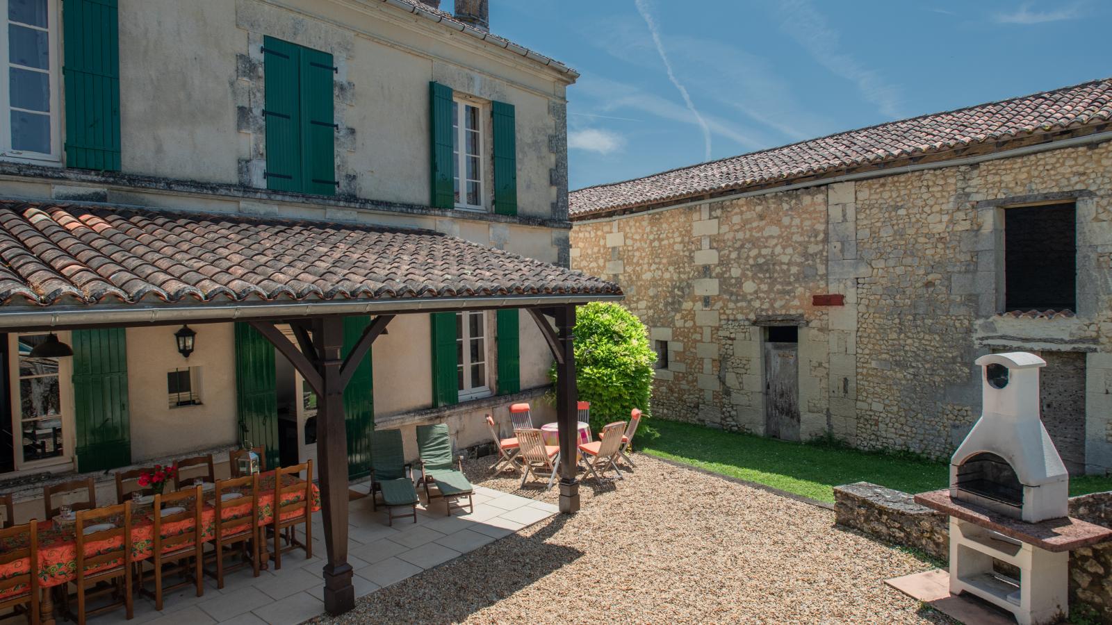 Gite Le Presbytère-Terrace balcony
